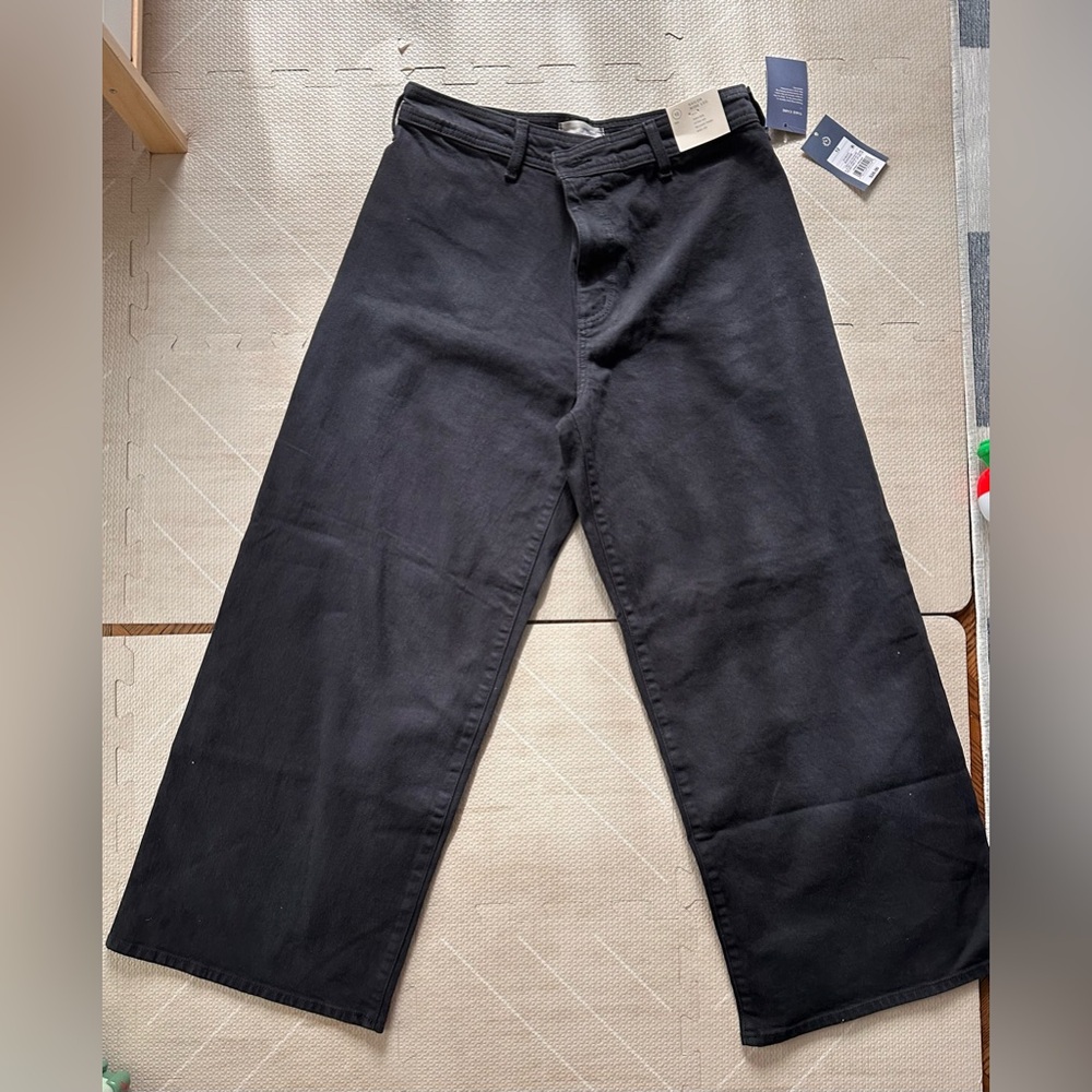 Universal Thread Women’s High-rise Sailor Wide Leg Ankle Jeans